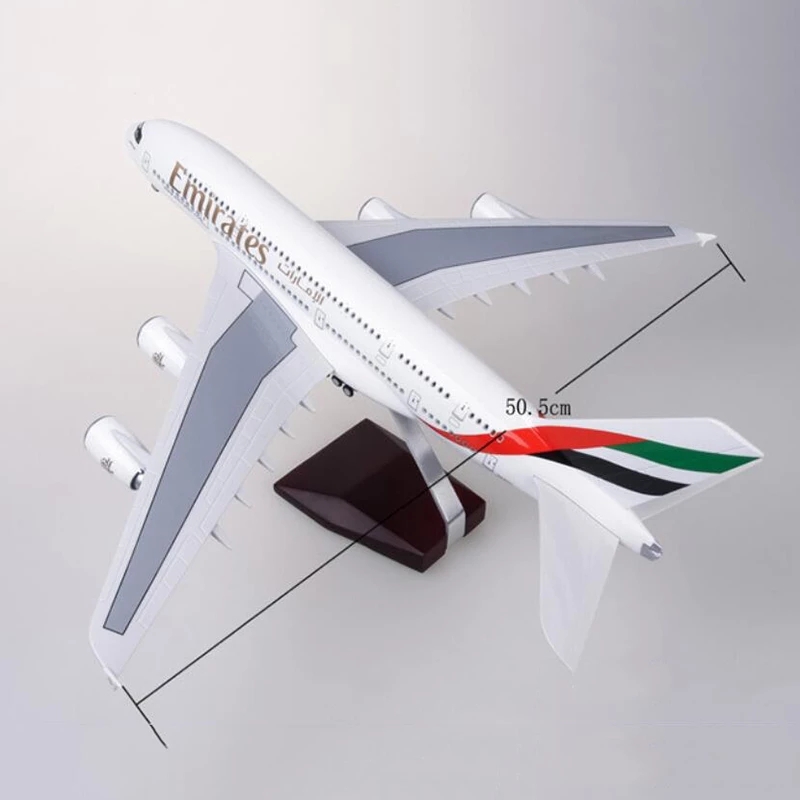 1/160 escala Airbus A380 Emira - Kids Toys Uae reseña y precio
